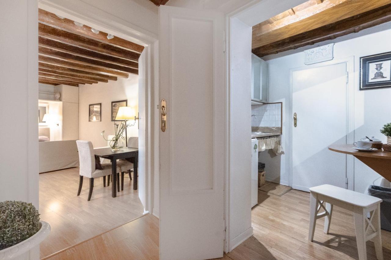 Romantica Studio-Rental In Rom Exteriör bild