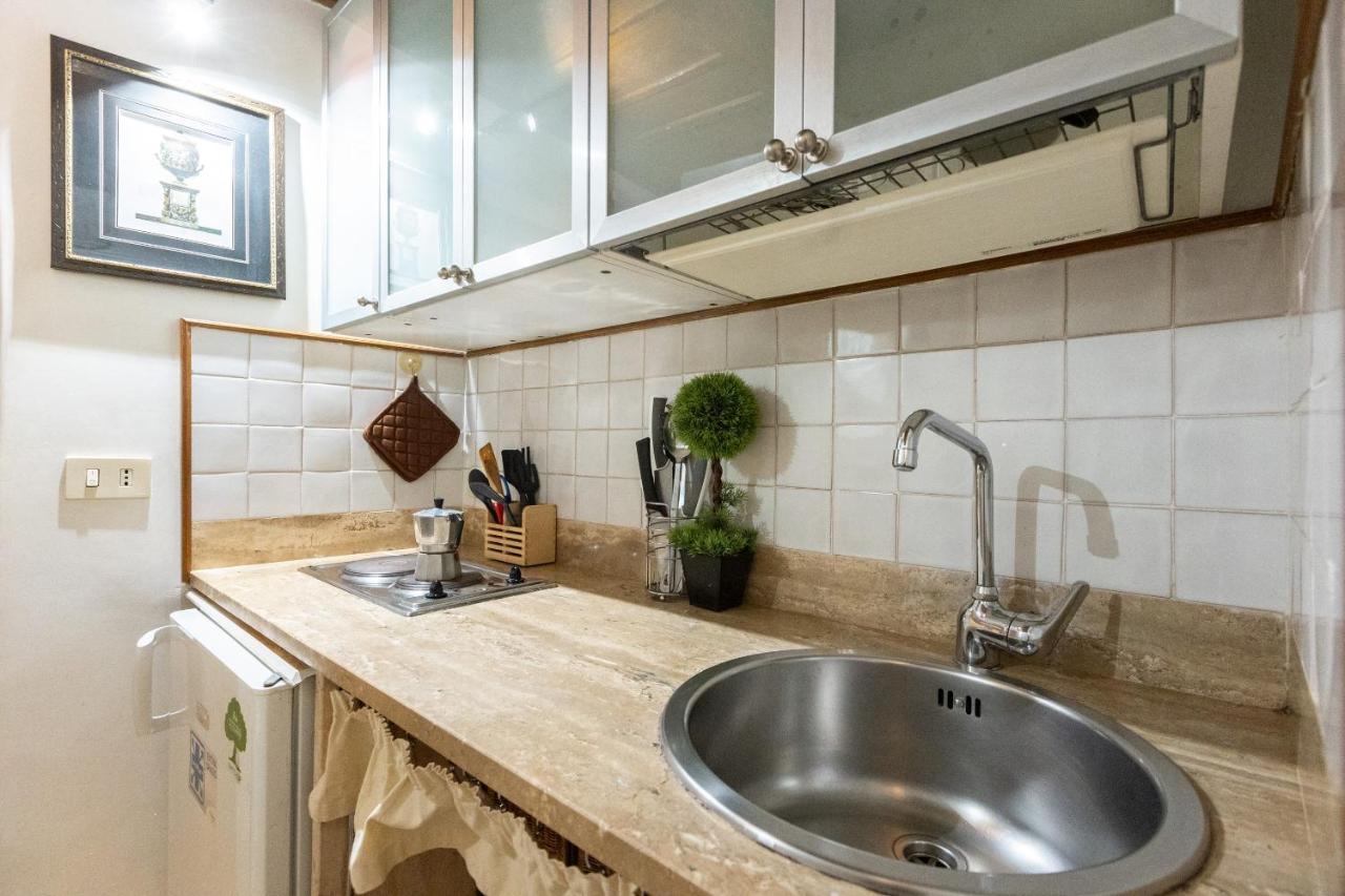 Romantica Studio-Rental In Rom Exteriör bild